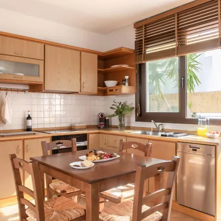 Villa Amalia Retreat Boutique With Pool In Akrotiri Chorafakia